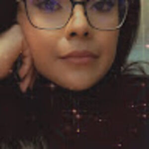 Meet your Posher, Yesenia